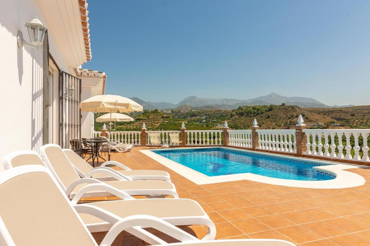 Villa Andalucia: Cerca De Todo, Intimidad Y Espacio Nerja Exterior foto