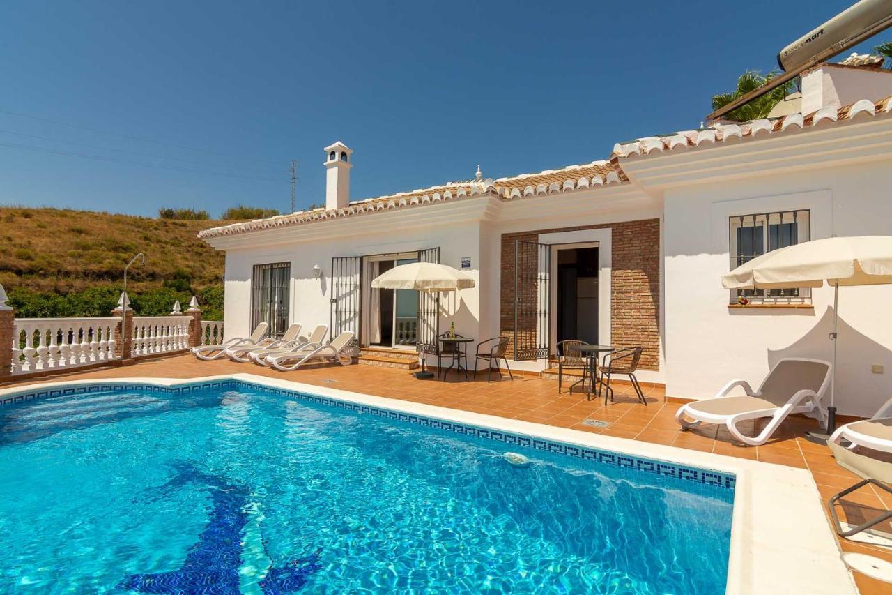 Villa Andalucia: Cerca De Todo, Intimidad Y Espacio Nerja Exterior foto